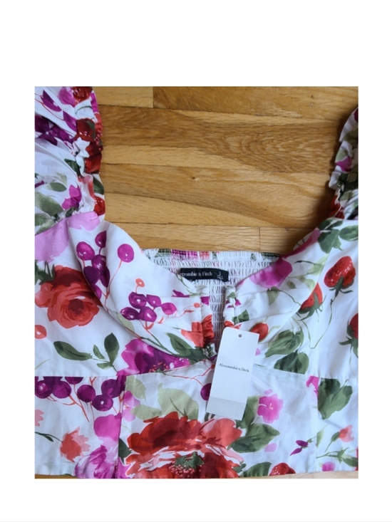 🆕️Abercrombie & Fitch Drama Puff Sleeve Sweetheart Top Floral Bloomcore Large - Picture 4 of 9